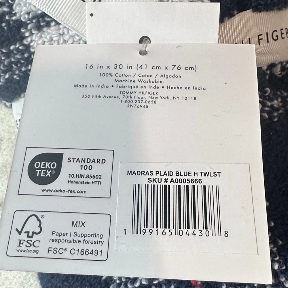 NWT Tommy Hilfiger - 2 Piece Hand Towel Set